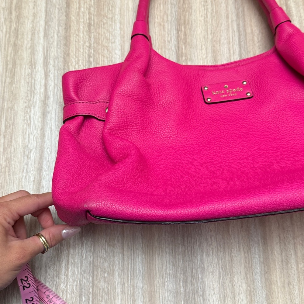 Kate Spade Berkshire Road Stevie Satchel in a hot pink (magenta) pebbled leather - Picture 7 of 13